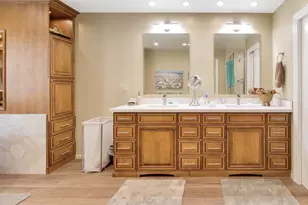 5332 N Questa Tierra Dr, Phoenix, AZ 85012 - Photo 39
