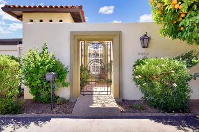 5332 N Questa Tierra Drive, Phoenix, AZ 85012 - Photo 1