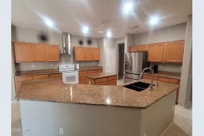 19887 N Shadow Mountain Drive, Surprise, AZ 85374 - Photo 13