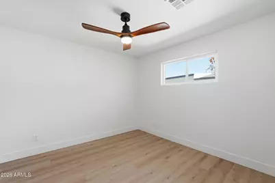 933 E Cavalier Drive, Phoenix, AZ 85014 - Photo 37
