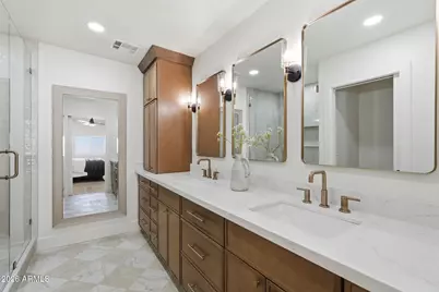 933 E Cavalier Drive, Phoenix, AZ 85014 - Photo 33