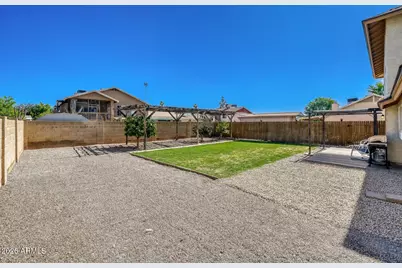 7633 W Pershing Avenue, Peoria, AZ 85381 - Photo 25