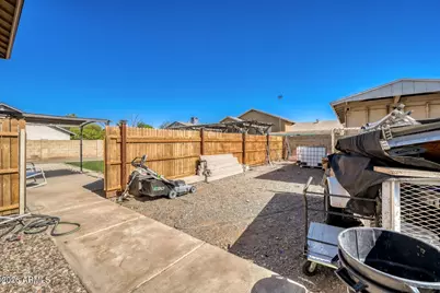 7633 W Pershing Avenue, Peoria, AZ 85381 - Photo 27