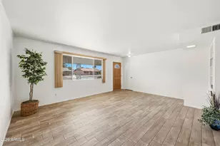 10740 W Sun City Blvd, Sun City, AZ 85351 - Photo 15