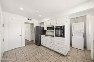 10740 W Sun City Blvd, Sun City, AZ 85351 - Photo 7