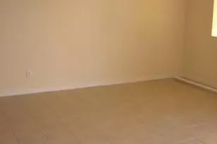 4940 E Holly St, Phoenix, AZ 85008 - Photo 7