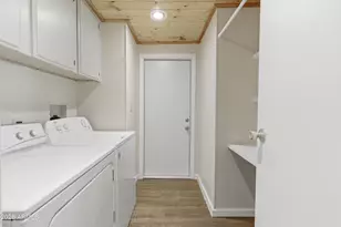 4065 E University Dr, Mesa, AZ 85205 - Photo 17