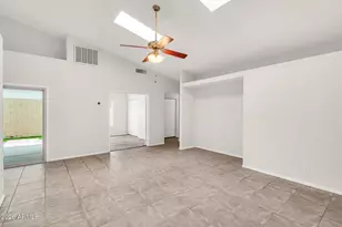 962 E Vaughn Ave, Gilbert, AZ 85234 - Photo 13