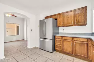 962 E Vaughn Ave, Gilbert, AZ 85234 - Photo 5