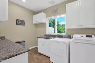2251 N 32nd St, Mesa, AZ 85213 - Photo 31