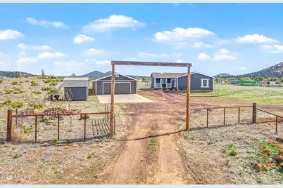 7769 Emily Way, Flagstaff, AZ 86004 - Photo 1