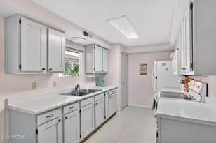 3671 E Stagecoach Pass Ave, San Tan Valley, AZ 85140 - Photo 5