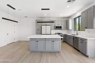 10011 N 1st Ave, Phoenix, AZ 85021 - Photo 11