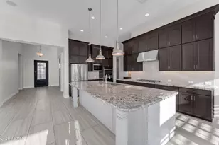 23110 N 76th Ln, Peoria, AZ 85383 - Photo 11