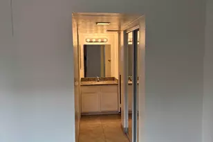 4111 E Camelback Rd, Phoenix, AZ 85018 - Photo 13