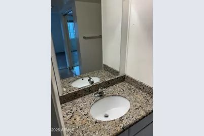 4111 E Camelback Road #17, Phoenix, AZ 85018 - Photo 15