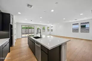 7955 W Loma Ln, Peoria, AZ 85345 - Photo 23