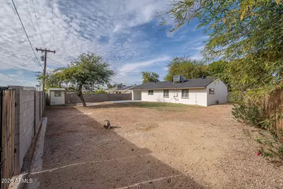 4653 E Almeria Road, Phoenix, AZ 85008 - Photo 31