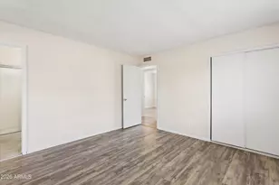 735 E South Mountain Ave, Phoenix, AZ 85042 - Photo 25