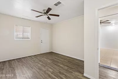 735 E South Mountain Avenue, Phoenix, AZ 85042 - Photo 5