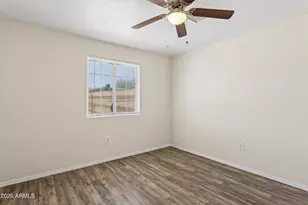 735 E South Mountain Ave, Phoenix, AZ 85042 - Photo 13