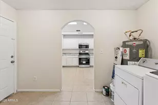 735 E South Mountain Ave, Phoenix, AZ 85042 - Photo 33