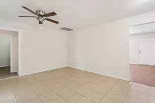 735 E South Mountain Ave, Phoenix, AZ 85042 - Photo 11