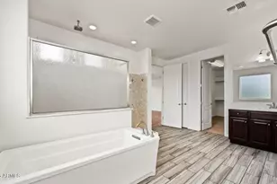 13627 S 45th St, Phoenix, AZ 85044 - Photo 35