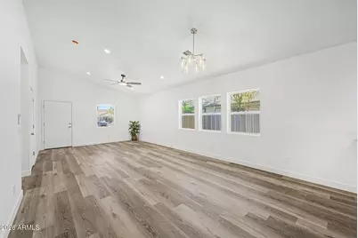 1110 E Pierce Street, Phoenix, AZ 85006 - Photo 13