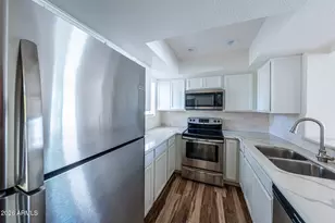 11011 N 92nd St, Scottsdale, AZ 85260 - Photo 9