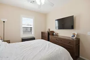 1525 S Owl Dr, Gilbert, AZ 85296 - Photo 17