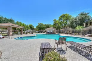 1525 S Owl Dr, Gilbert, AZ 85296 - Photo 31