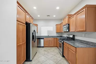 3640 W Muirfield Court, Anthem, AZ 85086 - Photo 9