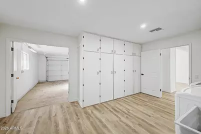 9839 W Royal Oak Road, Sun City, AZ 85351 - Photo 23