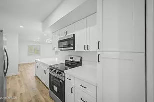 9839 W Royal Oak Rd, Sun City, AZ 85351 - Photo 13