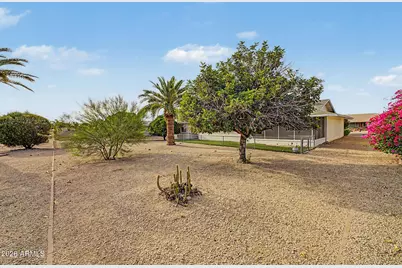 9839 W Royal Oak Road, Sun City, AZ 85351 - Photo 33