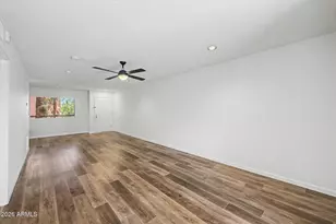 12222 N Paradise Vlg Pkwy S, Phoenix, AZ 85032 - Photo 11