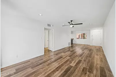 12222 N Paradise Village Parkway S #323, Phoenix, AZ 85032 - Photo 7