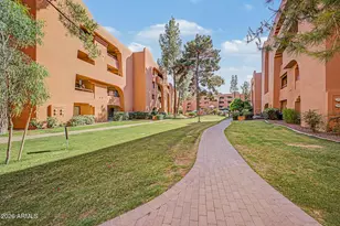 12222 N Paradise Vlg Pkwy S, Phoenix, AZ 85032 - Photo 27