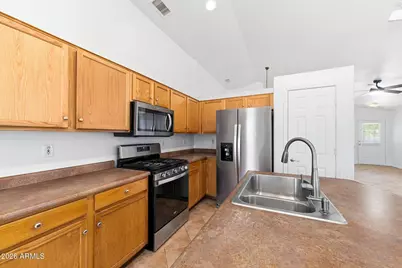 17534 W Coyote Trail Drive, Goodyear, AZ 85338 - Photo 15
