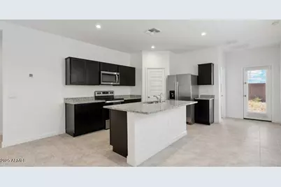 2714 W Simone Avenue, Apache Junction, AZ 85120 - Photo 5