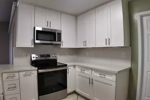 10617 W Pima St, Tolleson, AZ 85353 - Photo 9