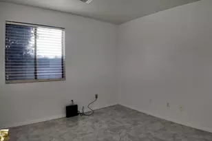 10617 W Pima St, Tolleson, AZ 85353 - Photo 15