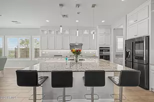 10369 W Rowel Rd, Peoria, AZ 85383 - Photo 11