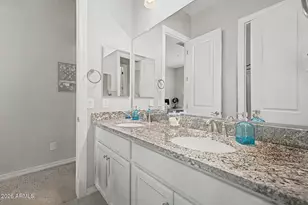 10369 W Rowel Rd, Peoria, AZ 85383 - Photo 23