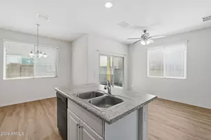 5437 W Albeniz Pl, Phoenix, AZ 85043 - Photo 9