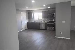 6310 N 46th Ave, Glendale, AZ 85301 - Photo 13