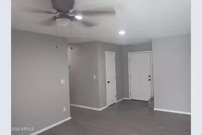 6310 N 46 Avenue N, Glendale, AZ 85301 - Photo 3