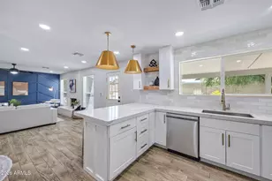 833 E Le Marche Ave, Phoenix, AZ 85022 - Photo 13
