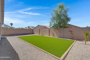 3770 W Yellow Peak Dr, San Tan Valley, AZ 85144 - Photo 25
